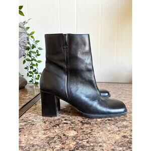 Vintage Wesley & Co‎ Chunky Heel Black Leather Ankle Boots Booties 7 Zip Up